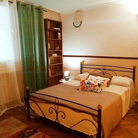 Romantic Apartment Ideal For Women! Athén Kültér fotó