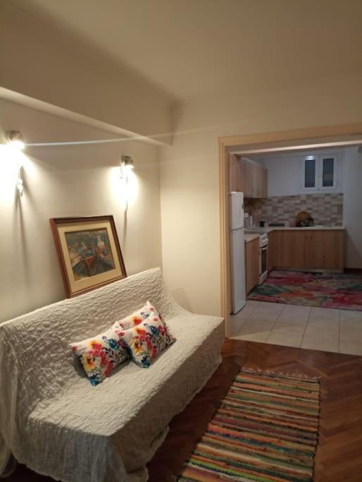 Romantic Apartment Ideal For Women! Athén Kültér fotó