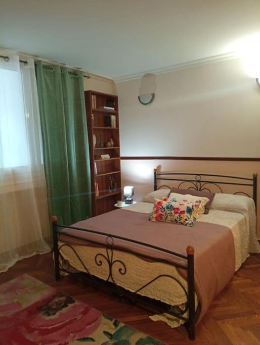 Romantic Apartment Ideal For Women! Athén Kültér fotó