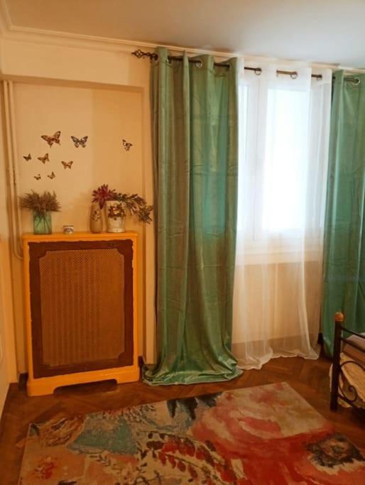 Romantic Apartment Ideal For Women! Athén Kültér fotó